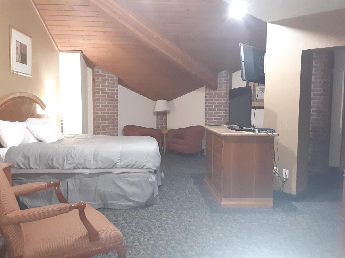 American Inn And Suites Ionia Eksteriør bilde